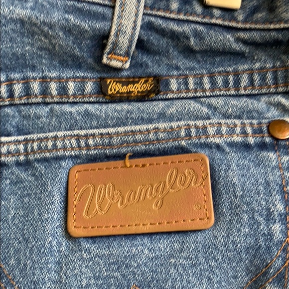 Vintage high waisted Wrangler jeans - Picture 4 of 5